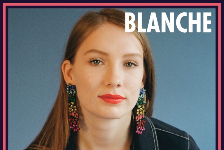 MarcheenFamenne la chanteuse Blanche à la fête de la musique