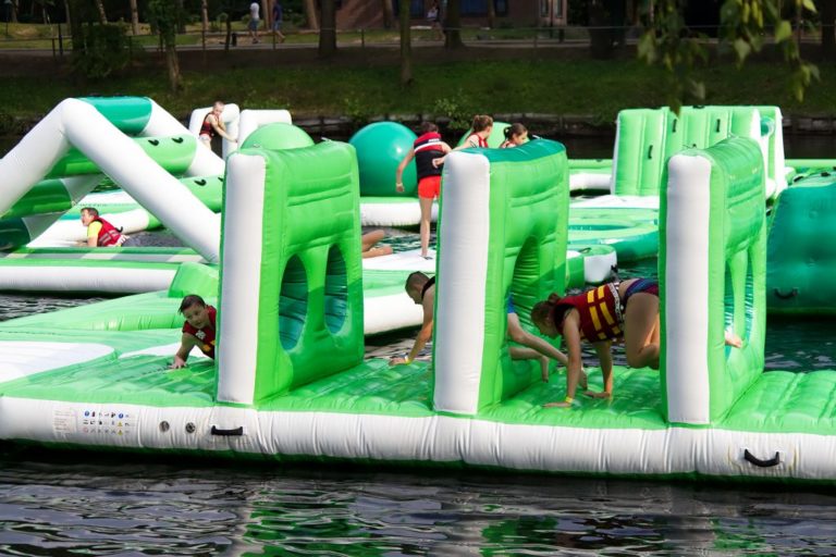 Le plus grand parc aquatique de Belgique s'installe pour tout l'été